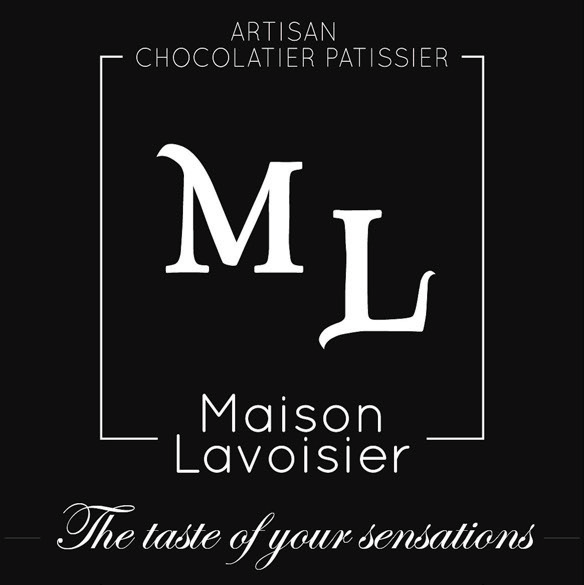 Logo Maison Lavoisier fond noir - chocolatier sans sucre Bruxelles