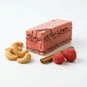Entremets 4 Épices dacquoise cajou framboise – Maison Lavoisier Bruxelles